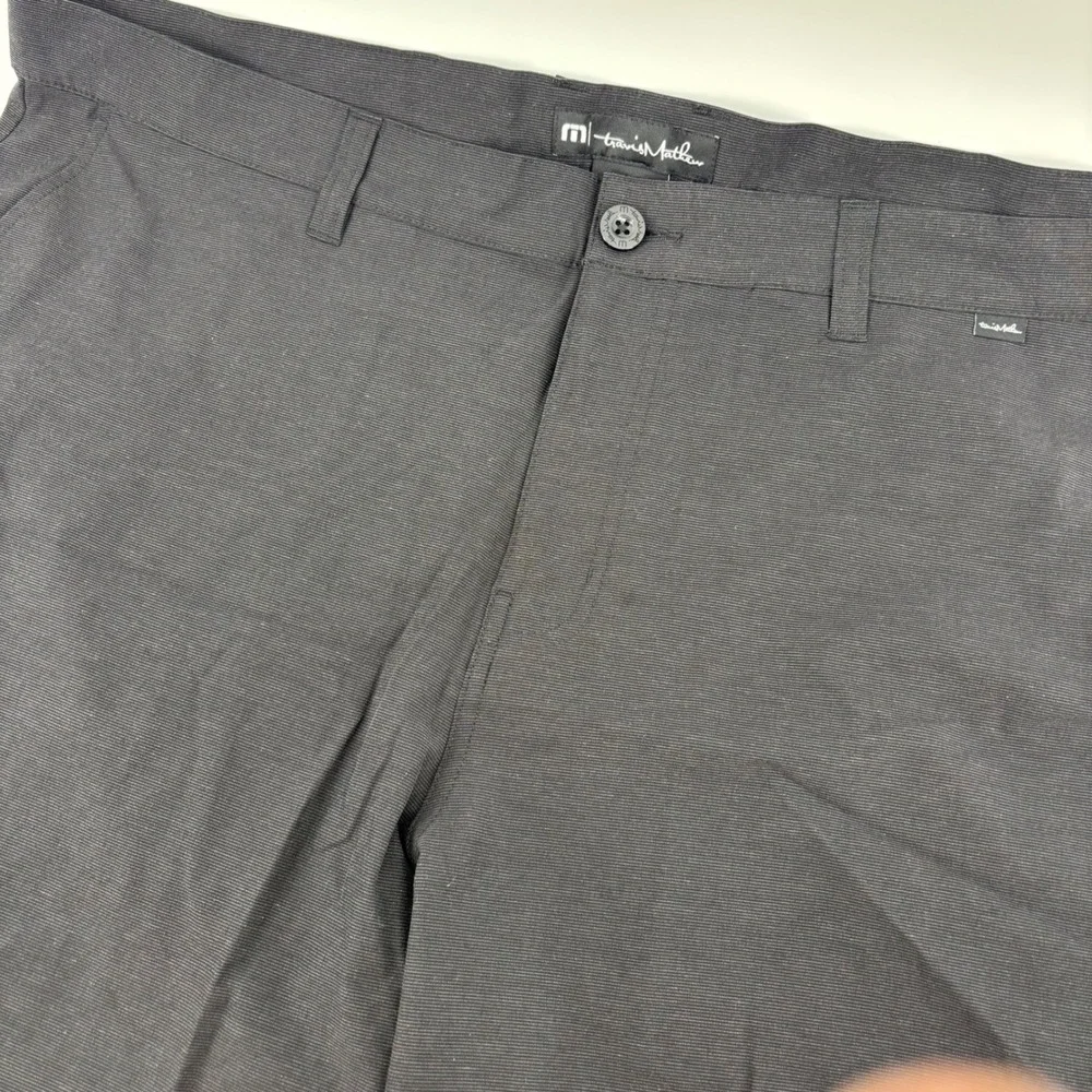 TravisMathew‎ Shorts Mens 40 Black Excellent Performance Stretch Micro-Stripe